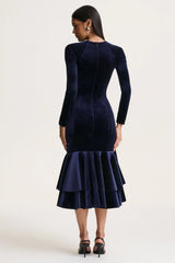 Emberlyn | Navy Velvet Scoop-Neck Fishtail Midi Dress